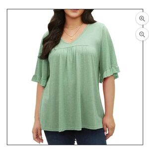 BloomChic Plus Size 2XL Solid Gathered Ruffle Trim Flounce Sleeve T-shirt us18